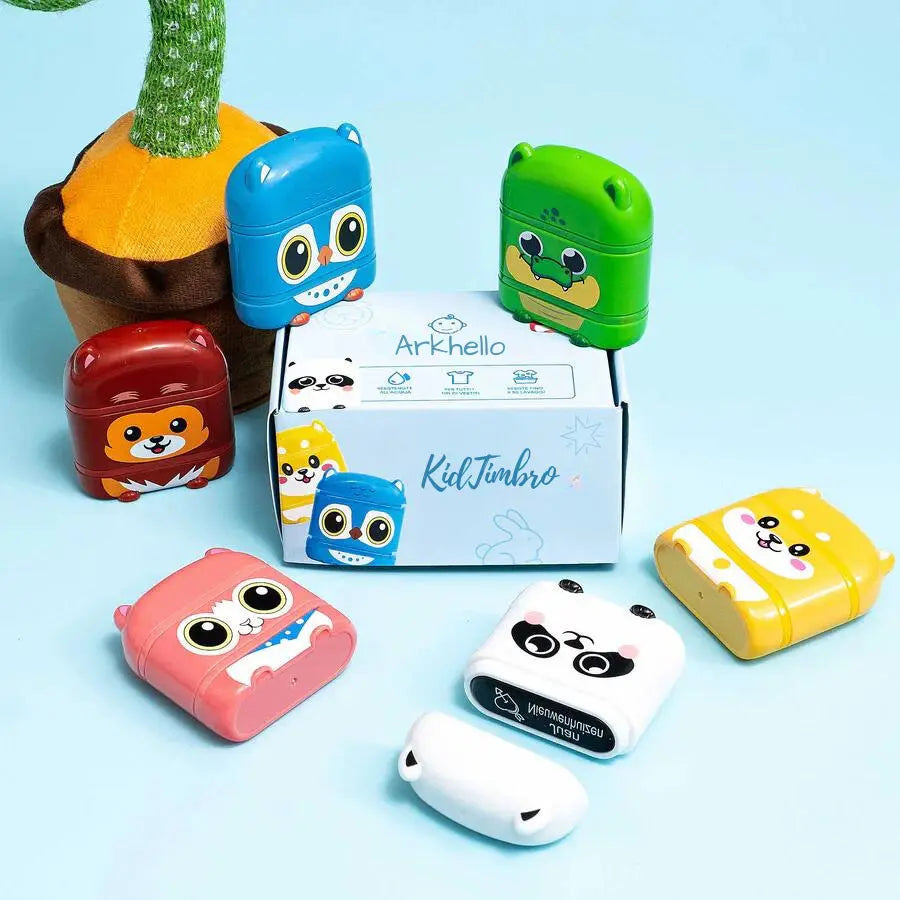 KidTimbro 2.0™ - Sello de nombre personalizado - Tinta blanca y negra