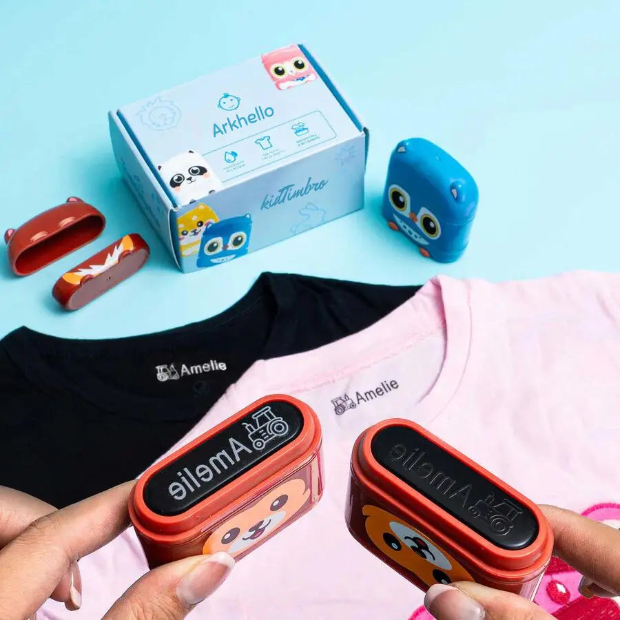 KidTimbro 2.0™ - Sello de nombre personalizado - Tinta blanca y negra